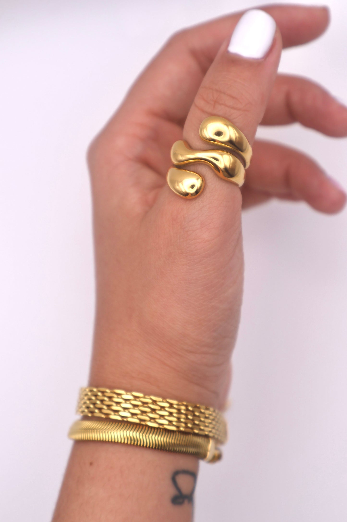 Anillo Constantino
