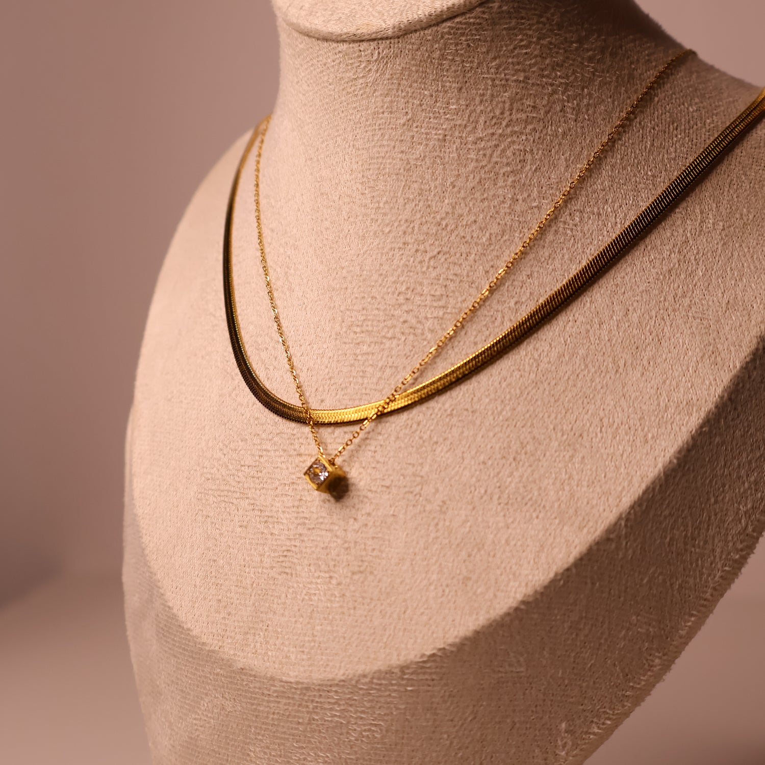 Collares